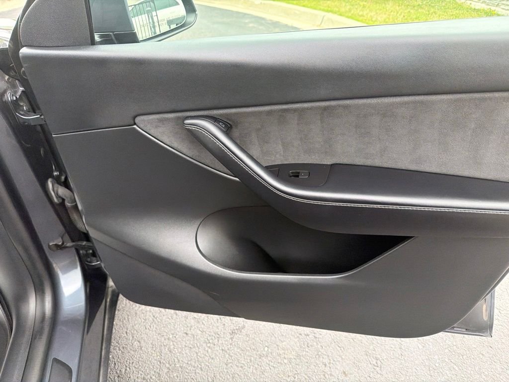 Used 2022 Gray Tesla Performance image 17
