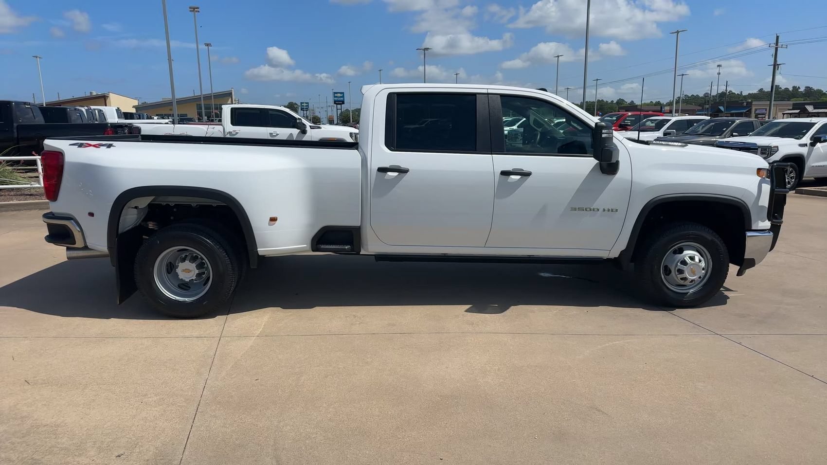 New 2026 Summit White Chevrolet Work Truck image 8