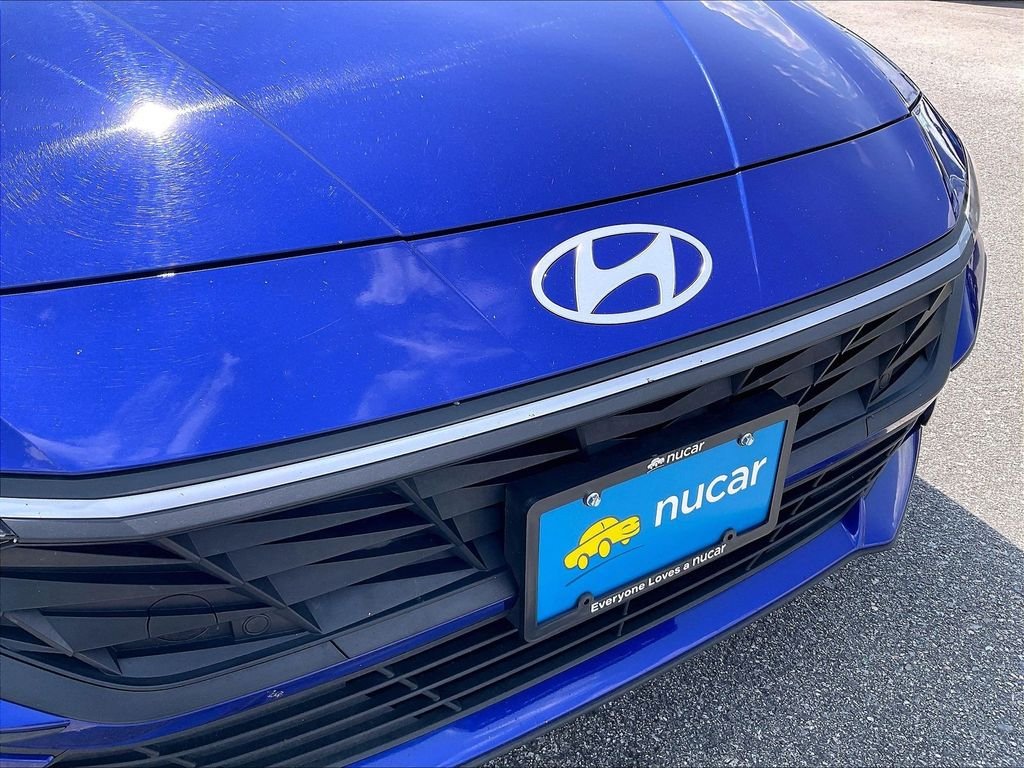 Used 2024 Intense Blue Hyundai SEL image 27