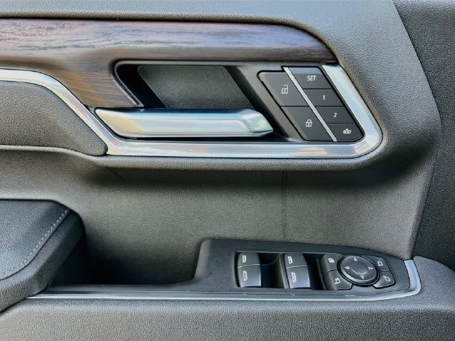 2026 GMC Sierra 1500 SLT - Photo 13