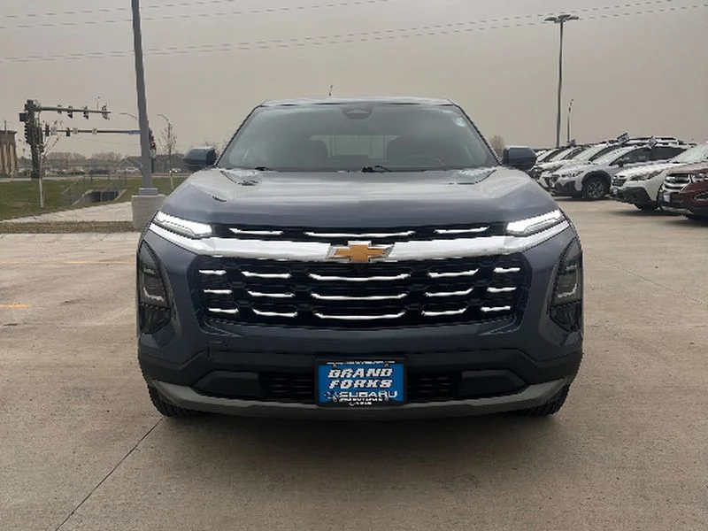 Used 2026 Lakeshore Blue Metallic Chevrolet AWD LT image 3