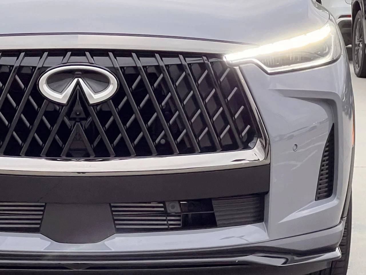 2026 INFINITI QX60 LUXE - Photo 10