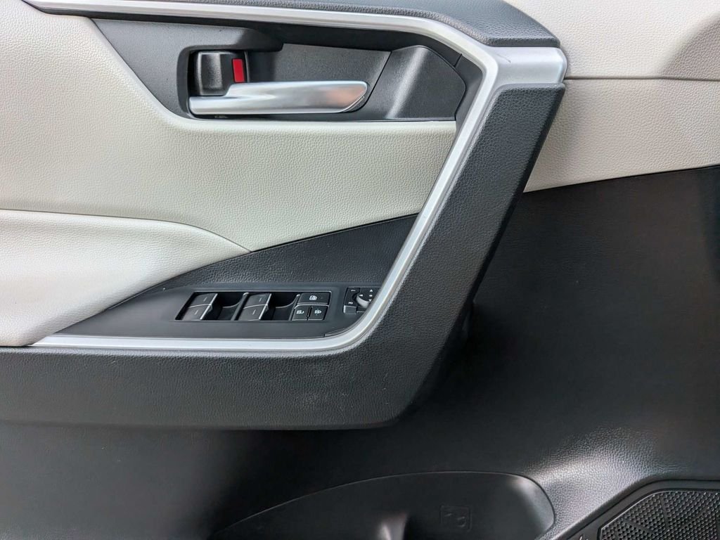 Used 2022 Black Toyota XLE image 32