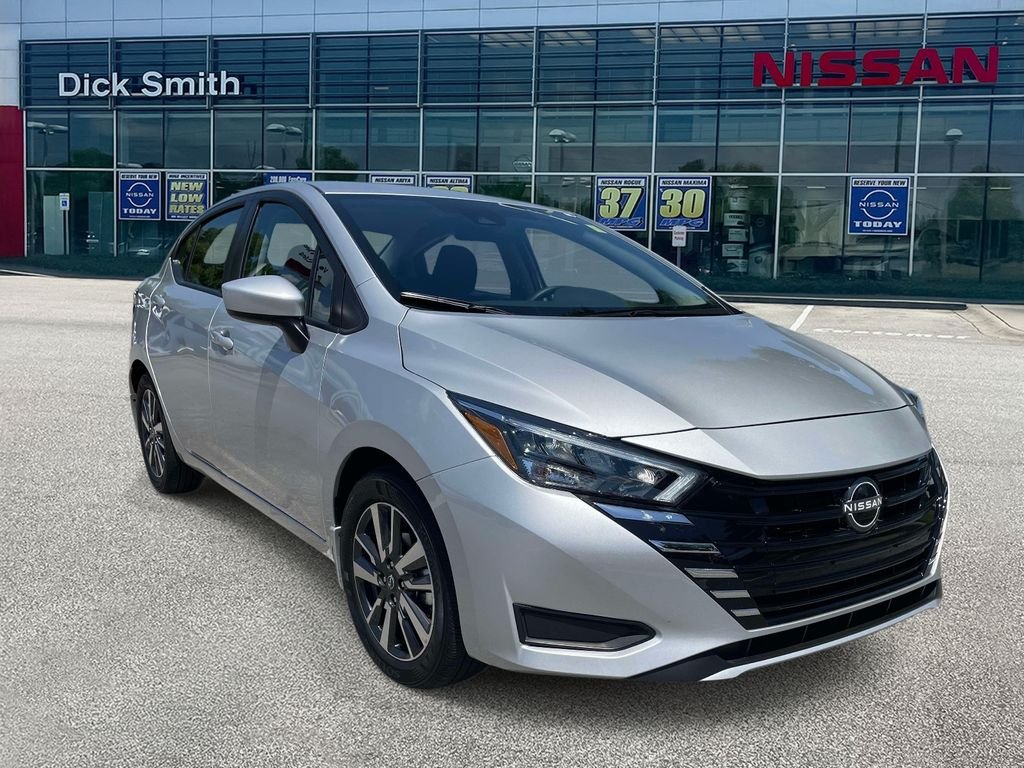 2025 Nissan Versa 1.6 SV CVT's photo