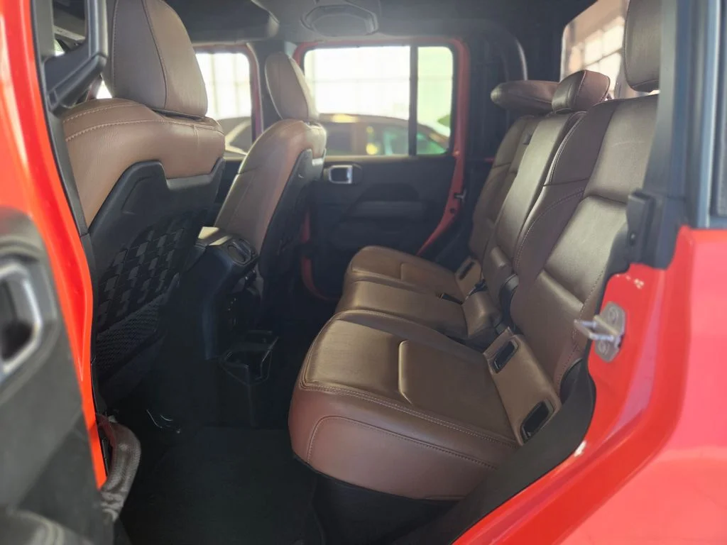 Used 2020 Punkn Metallic Clearcoat Jeep Rubicon image 18