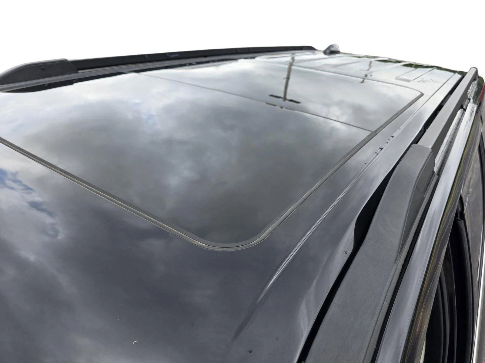 Used 2025 Agate Black Ford Active image 27