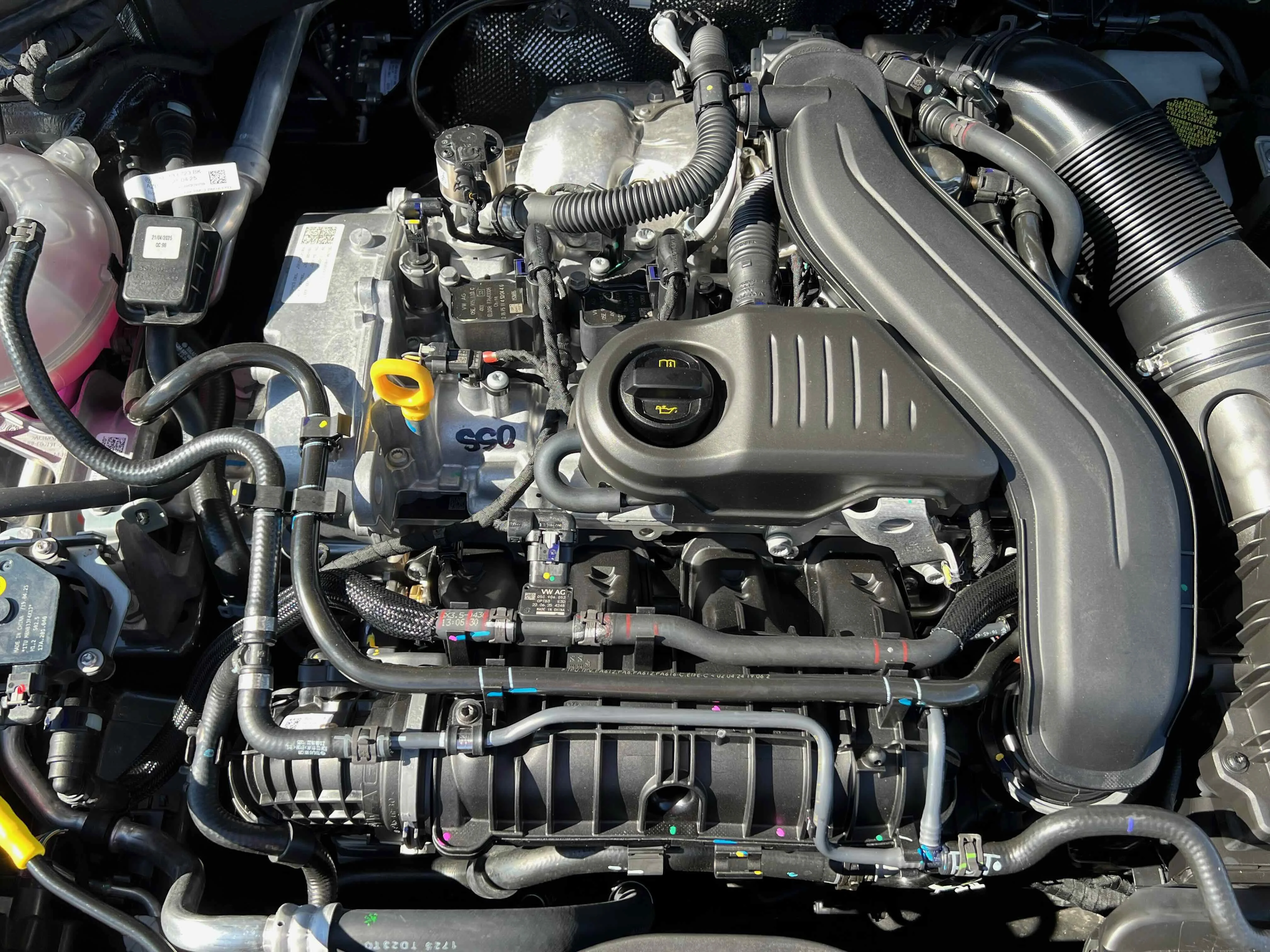 New 2026 Platinum Gray Metallic Volkswagen S image 35