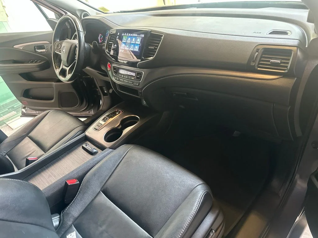 Used 2021  Honda EX-L image 30