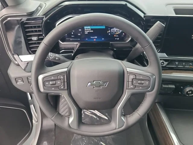 New 2026 Summit White Chevrolet LT image 20
