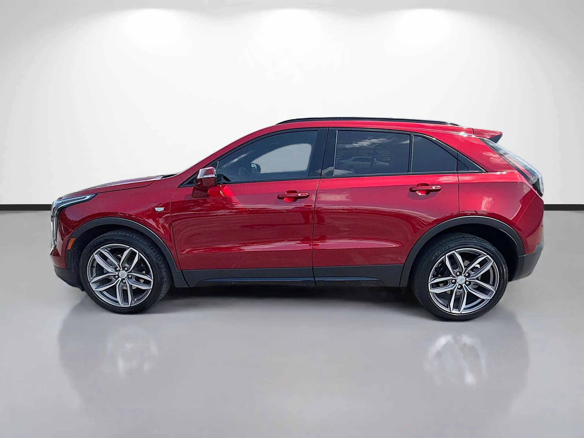 Used 2022 Infrared Tintcoat Cadillac FWD Sport image 6