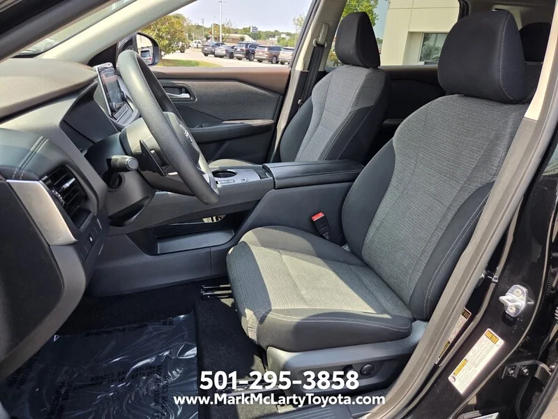 Used 2023 Super Black NISSAN FWD SV *LTD AVAIL* image 9