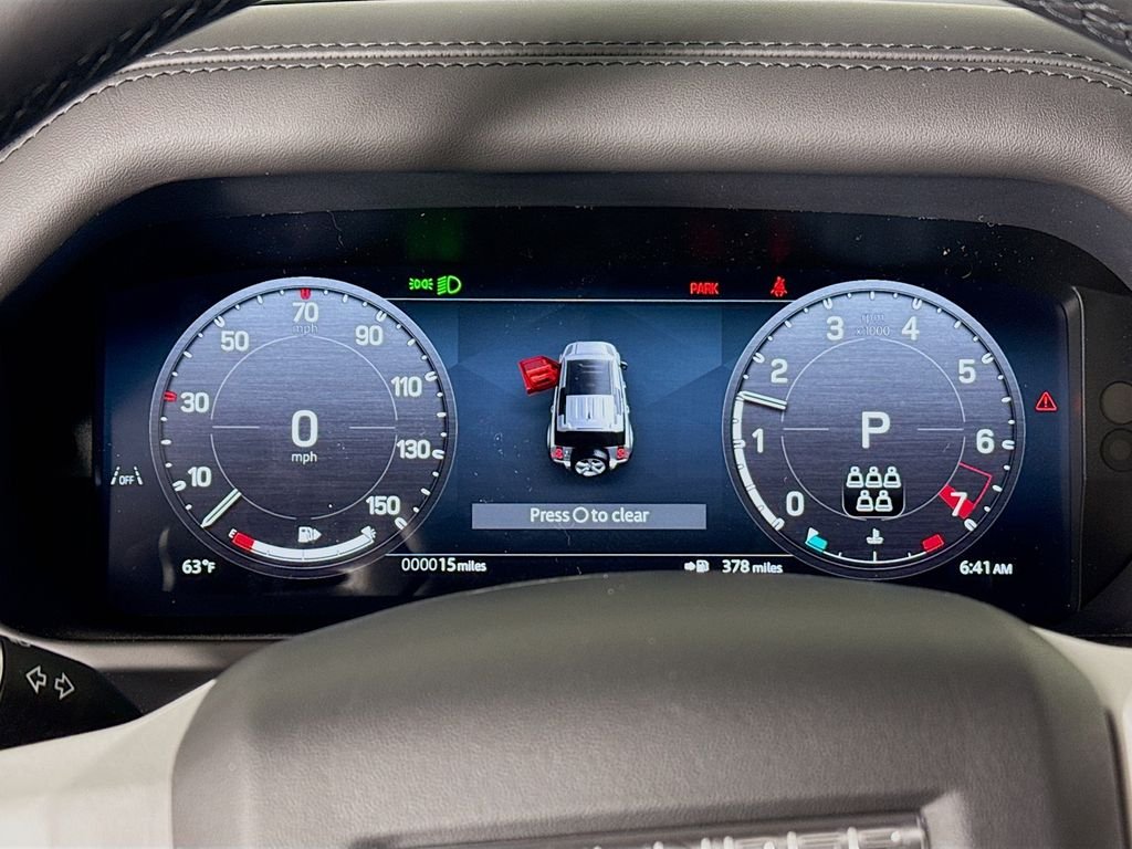 New 2026 Santorini Black Land Rover X-Dynamic SE image 13