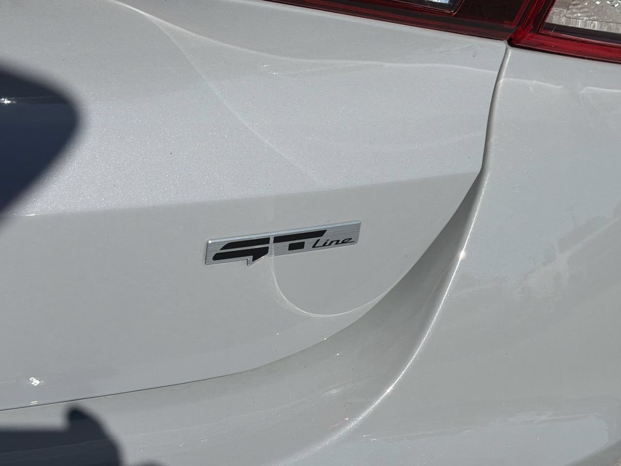 Used 2023 Wolf Gray Kia GT-Line image 9
