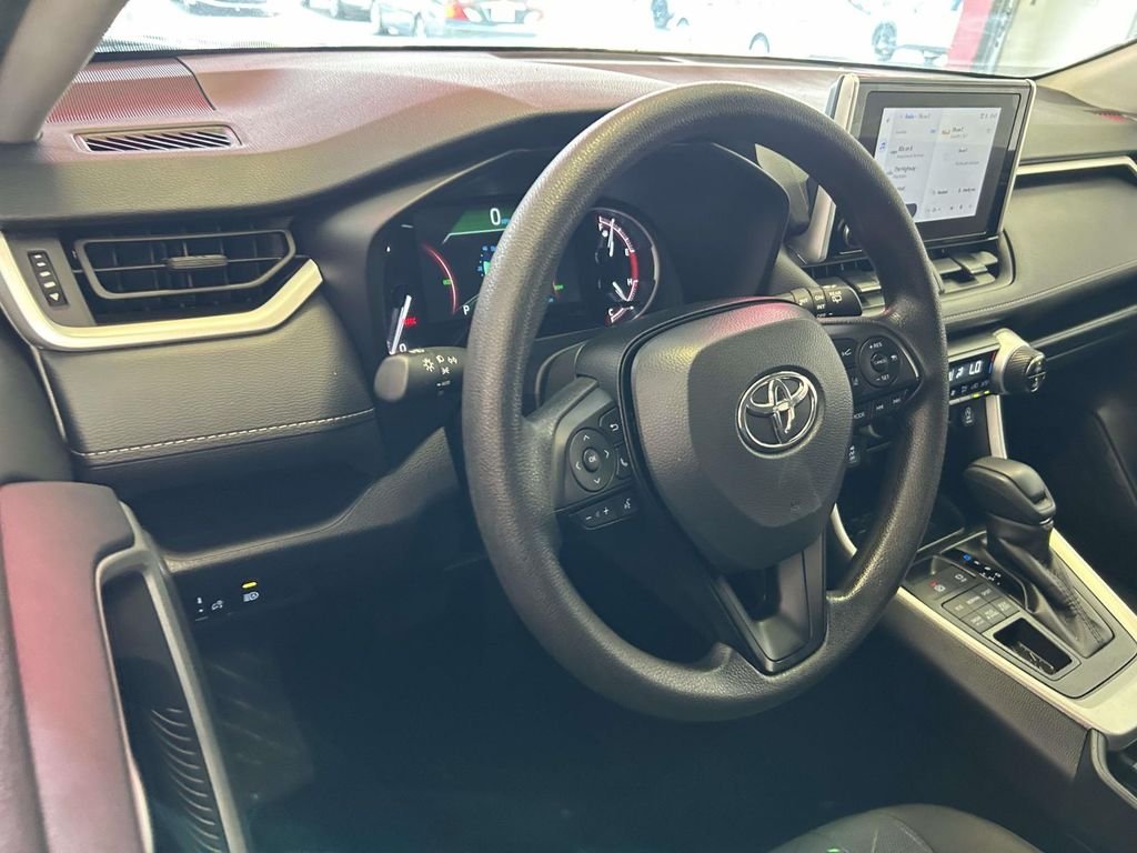 Certified Used 2025 Silver Toyota XLE image 13