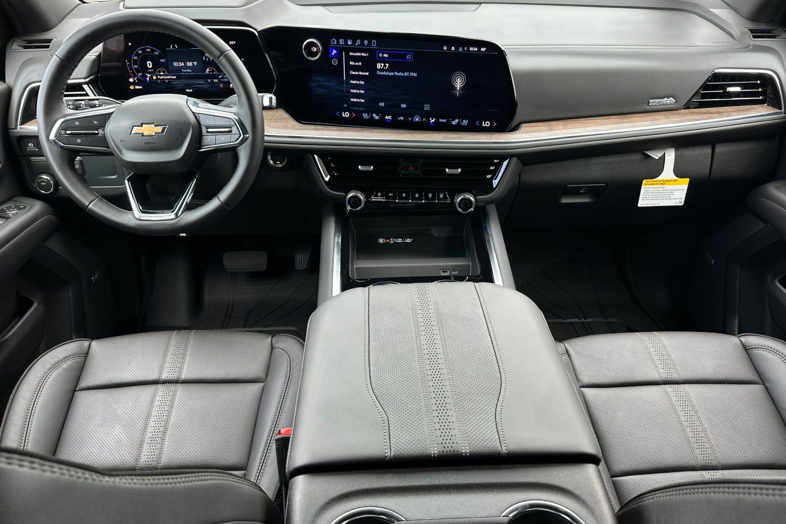 2026 Chevrolet Suburban High Country - Photo 13