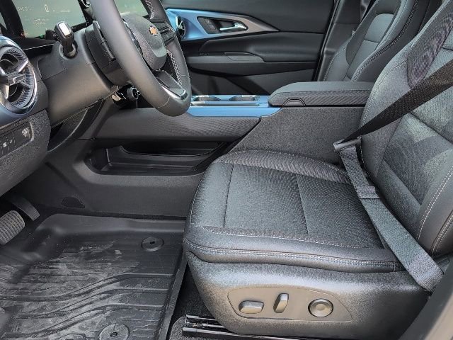 2026 Chevrolet Equinox EV 2LT - Photo 12
