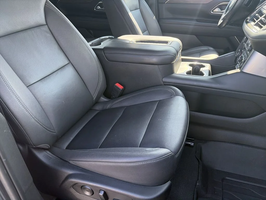 Used 2023 Gray Chevrolet LT image 37