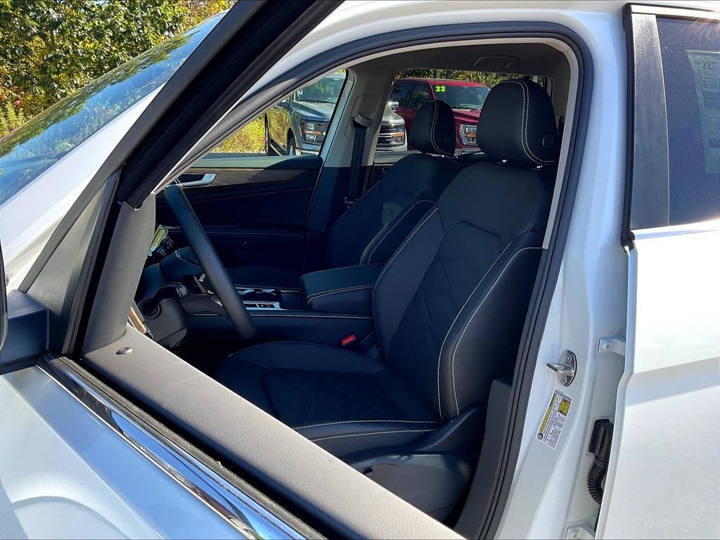 2026 Volkswagen Atlas SE w/Tech - Photo 11