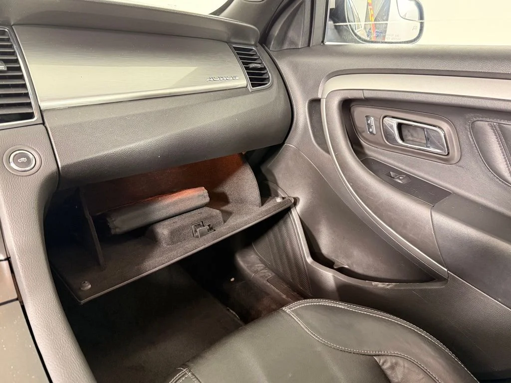 Used 2017 White Ford SEL image 23