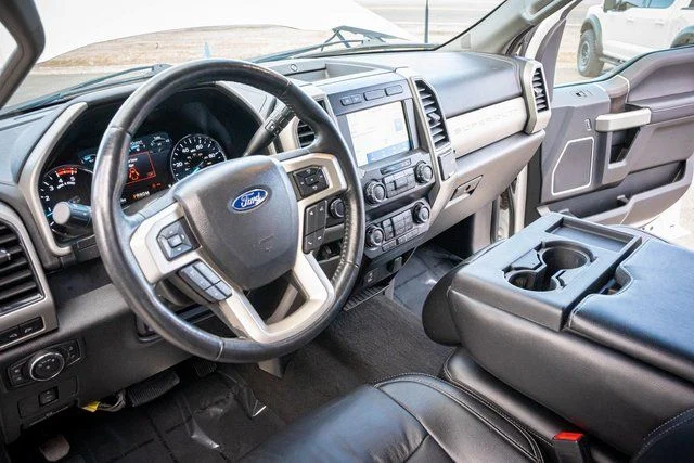Used 2021 White Ford Lariat image 16