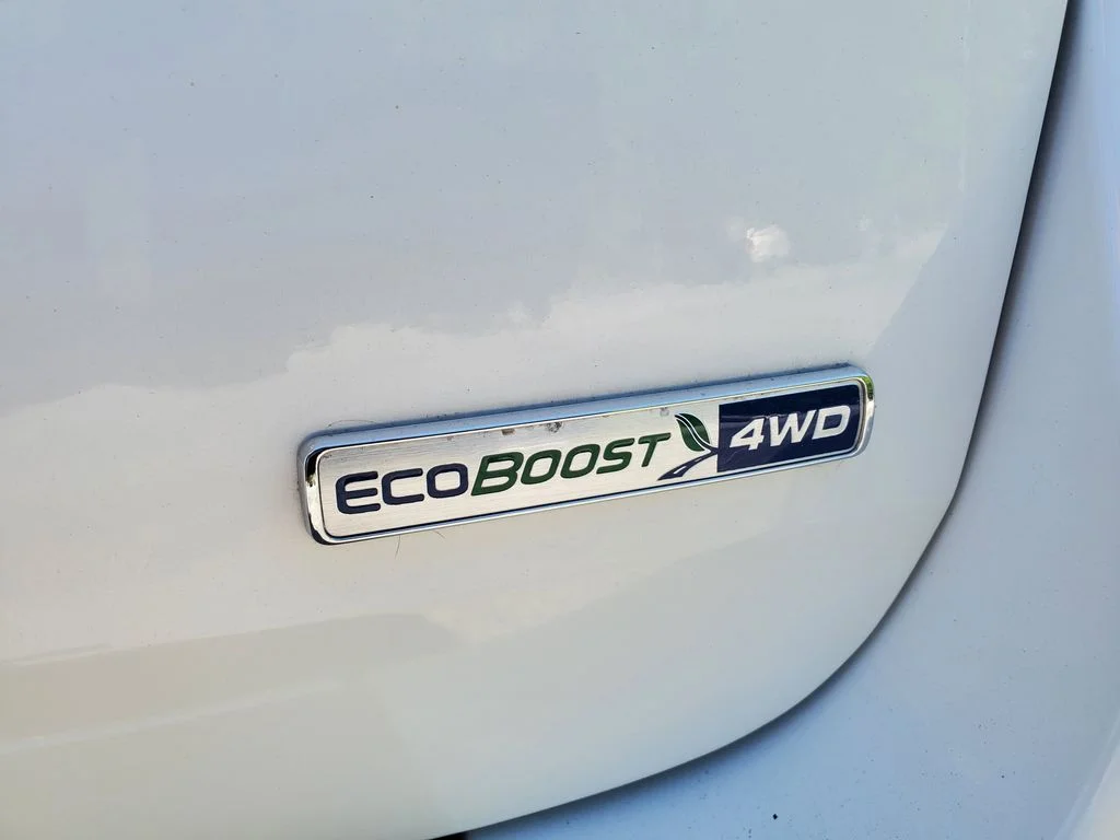 Used 2020 White Ford Limited image 34