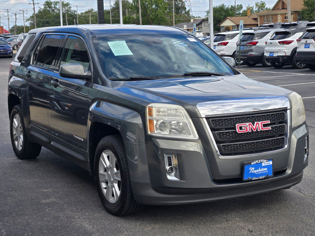 Used 2013 Gray Green Metallic GMC SLE-1 image 3