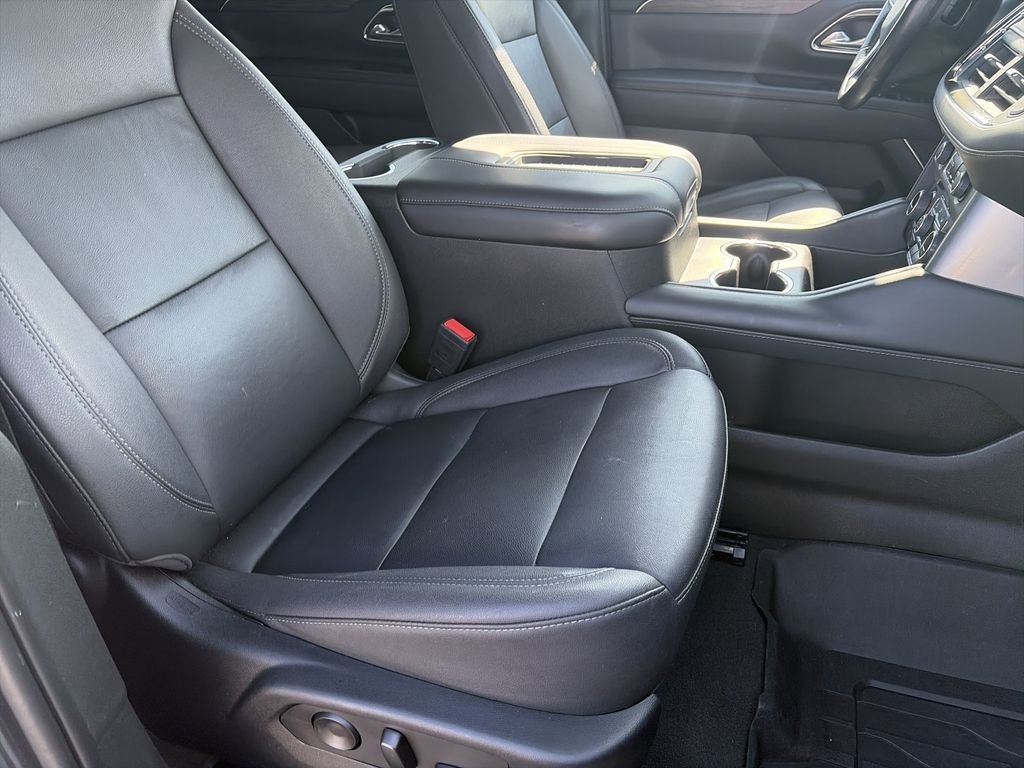 Used 2023 Gray Chevrolet LT image 37