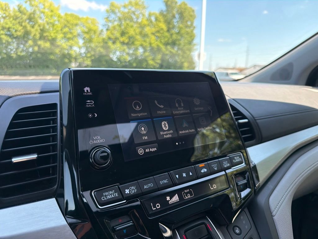 Certified Used 2018 Modern Steel Metallic Honda EX-L image 32