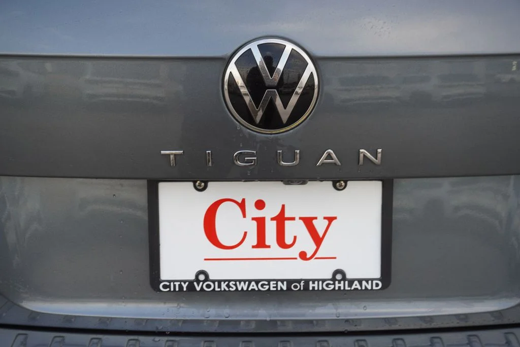 Certified Used 2023 Gray Volkswagen 2.0T S image 33