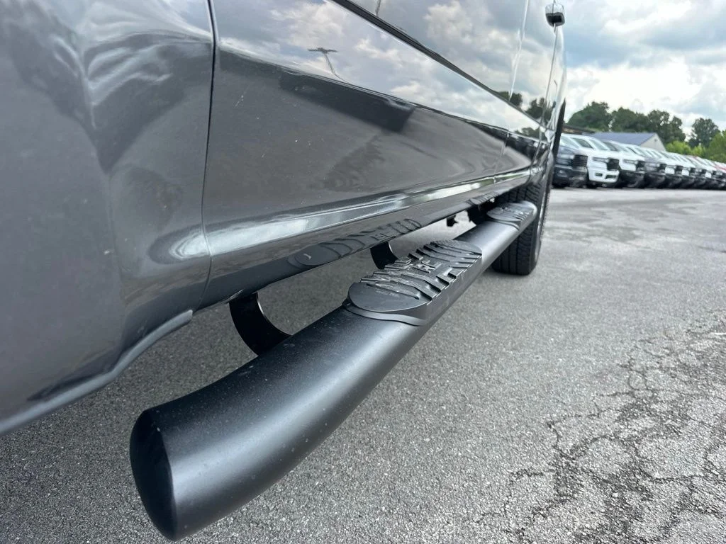 Used 2019 Gray Ford Lariat image 15