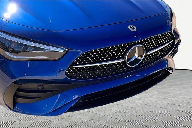 Used 2025 Blue Mercedes-Benz CLE 300 image 30