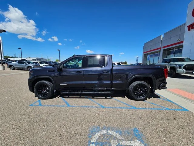 Used 2023 Titanium GMC Elevation image 9
