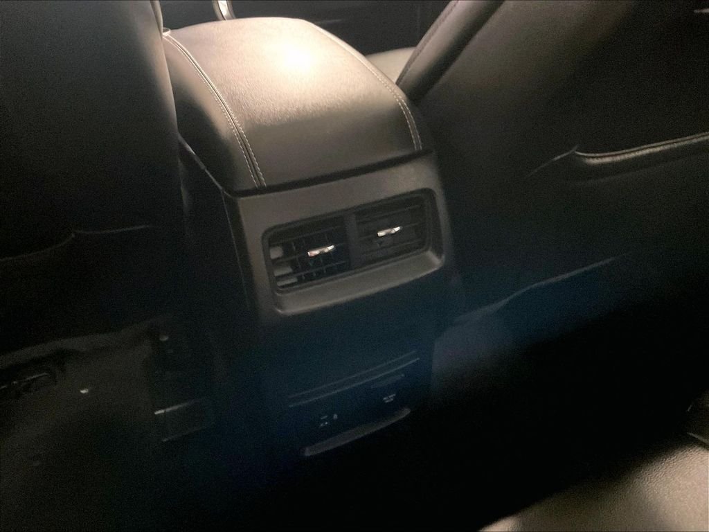 Used 2021 Silver Ford Titanium image 28