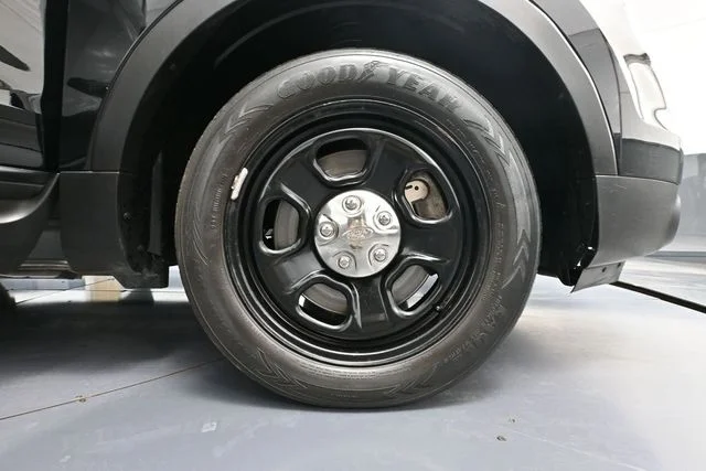 Used 2014 Black Ford Base image 14
