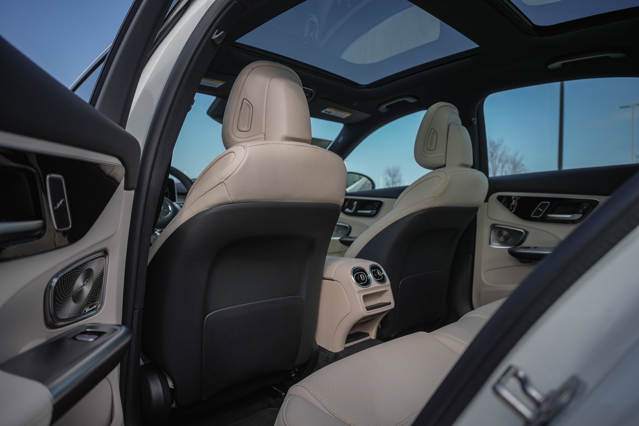 New 2026 POLAR WHITE Mercedes-Benz C 300 image 29