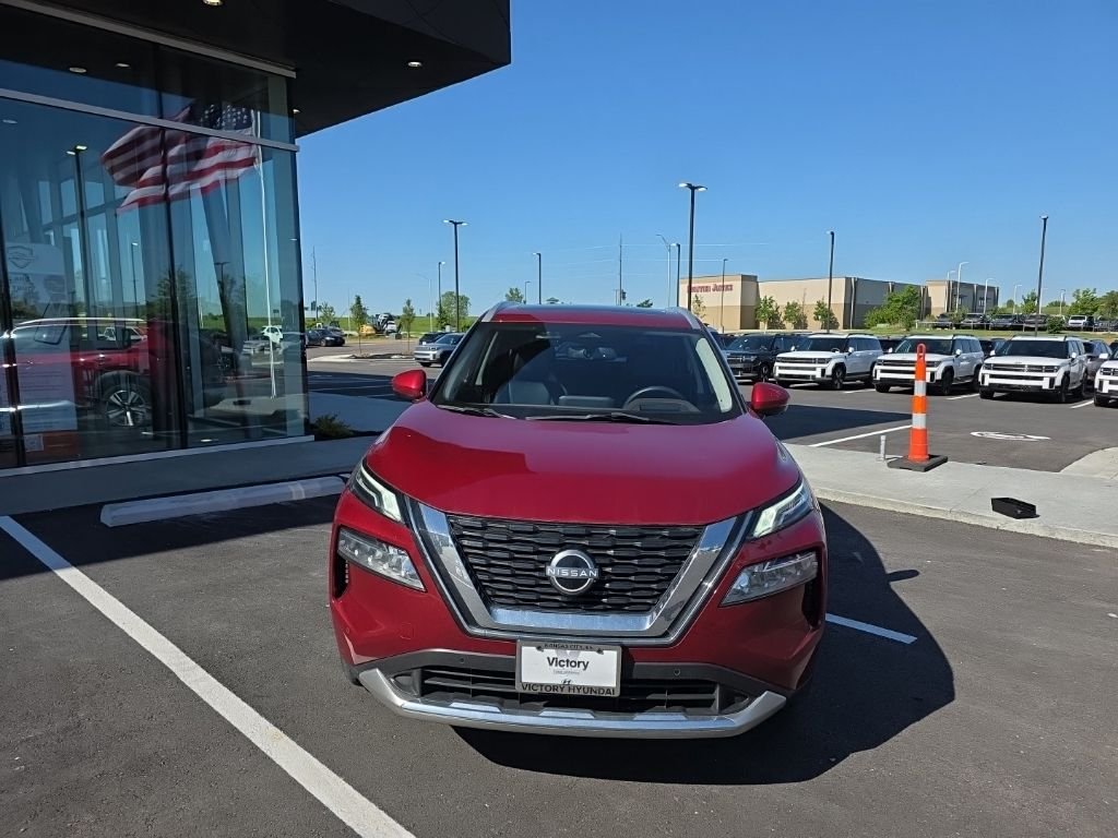 Used 2023 Nissan Rogue Platinum with VIN JN8BT3DD9PW301585 for sale in Kansas City