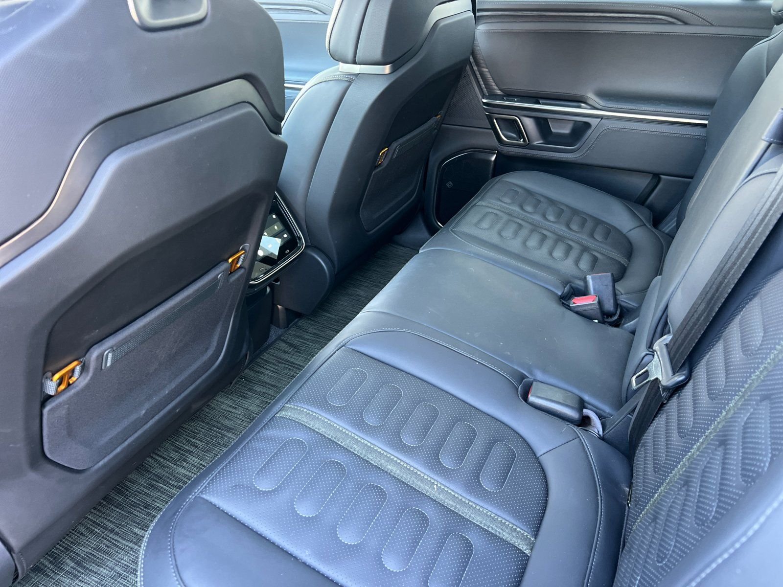 Used 2023  Rivian Adventure image 11