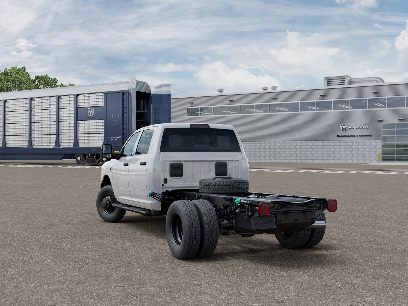 New 2026 Bright White Clear-Coat Exterior Paint RAM TRADESMAN image 3