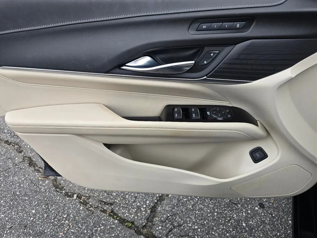 Used 2023 Black Cadillac Premium Luxury image 9