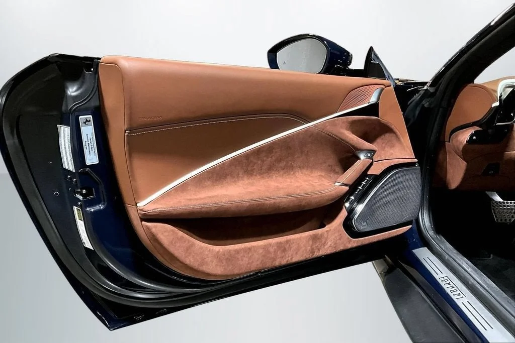 Used 2024 Blu Pozzi Ferrari Spider image 18