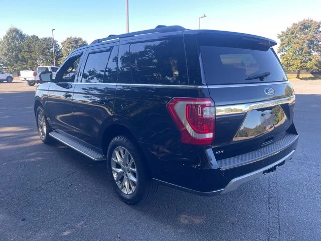Used 2020 Black Ford XLT image 3