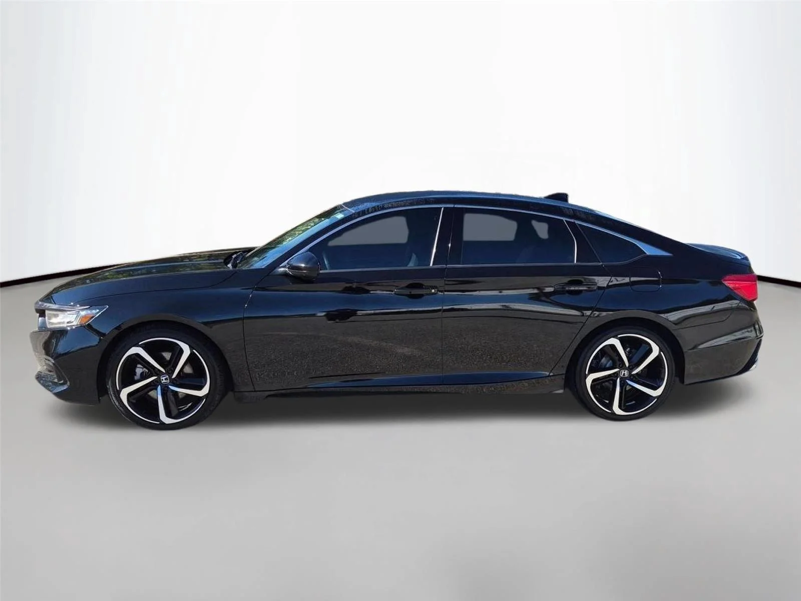 Used 2021 Crystal Black Pearl Honda Sport image 2