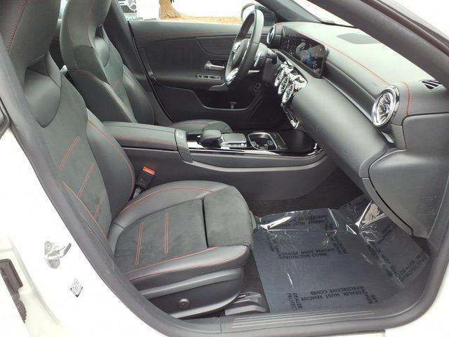 Certified Used 2022 White Mercedes-Benz CLA 250 image 16