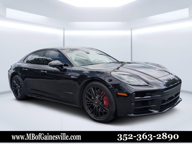 2025 Porsche Panamera GTS