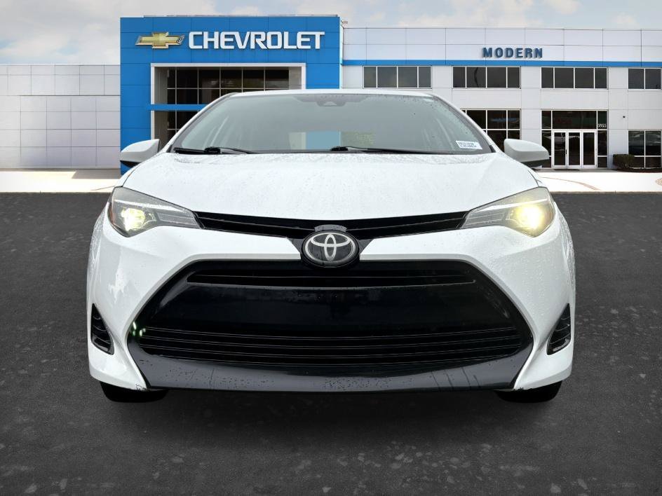 Used 2018 Super White Toyota LE image 7