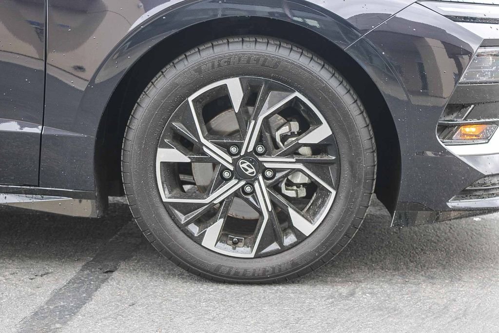 Certified Used 2025 Blue Hyundai SEL image 13