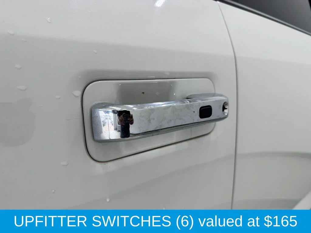 Used 2021 White Metallic Ford Platinum image 11