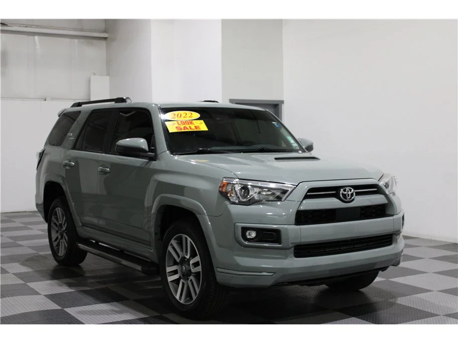 Used 2022 Green Toyota TRD Sport image 3