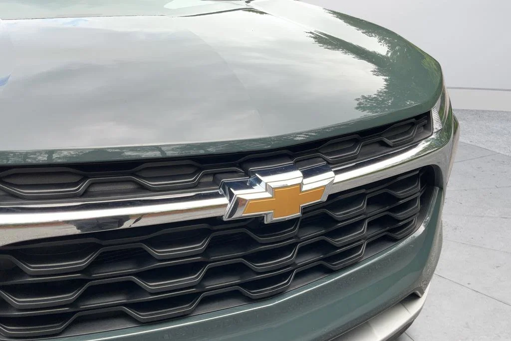 2025 Chevrolet Trax LT - Photo 31