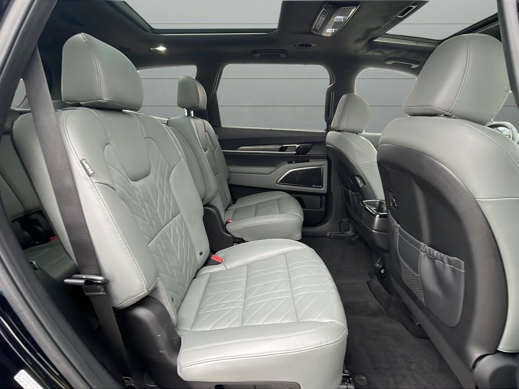 Used 2023 Black Kia SX-Prestige X-Pro image 14